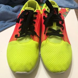 Women Reebok’s size 101/2